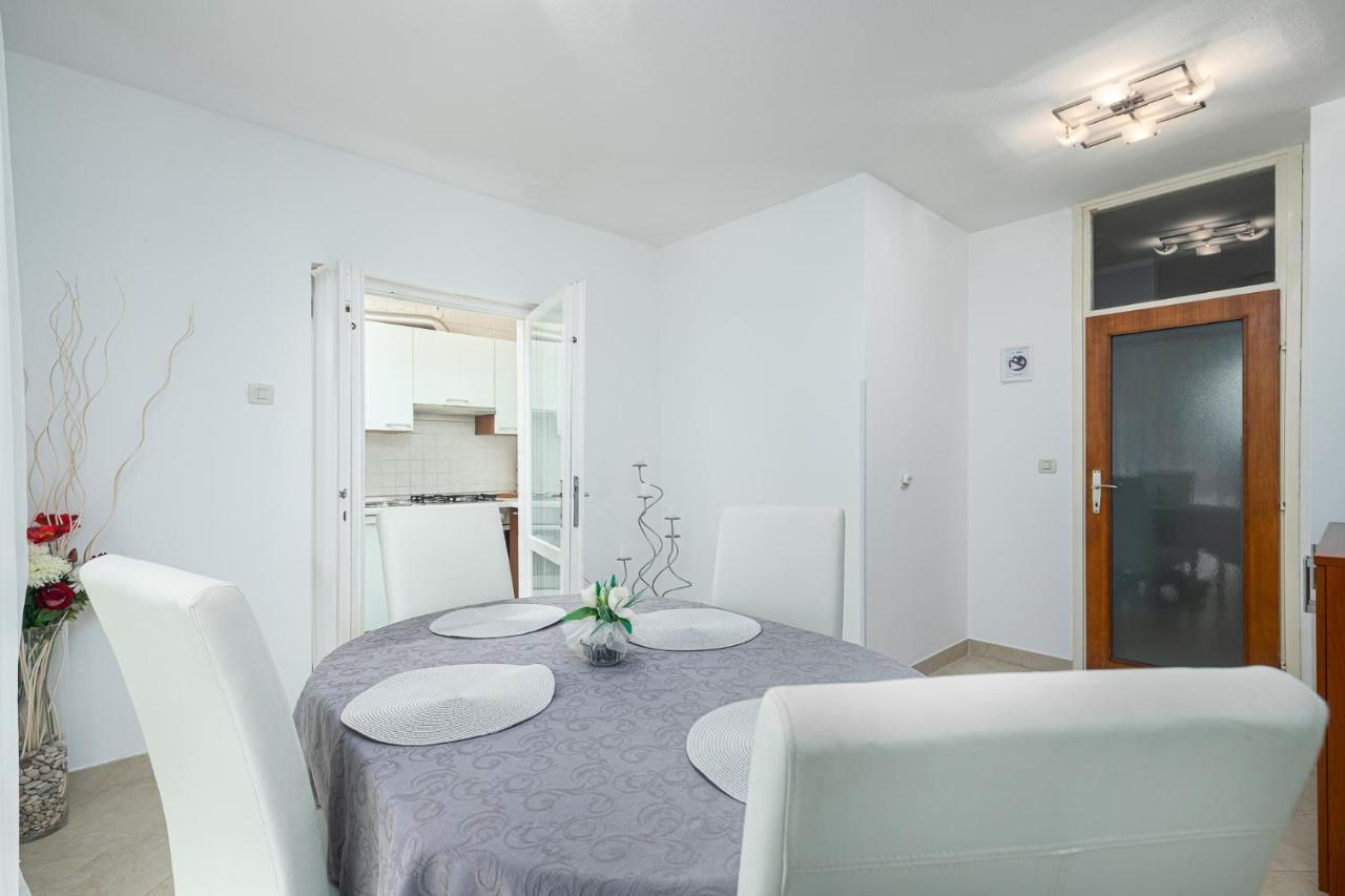 Dea B4+1 Apartment Poreč Exterior foto